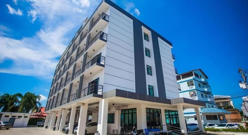 The Bed Hotel Phitsanulok Exterior photo