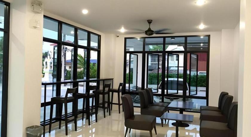 The Bed Hotel Phitsanulok Exterior photo