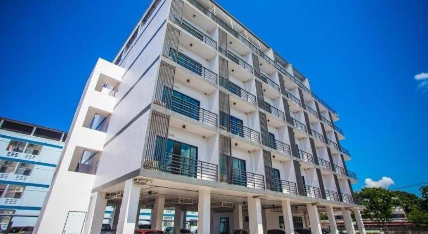 The Bed Hotel Phitsanulok Exterior photo